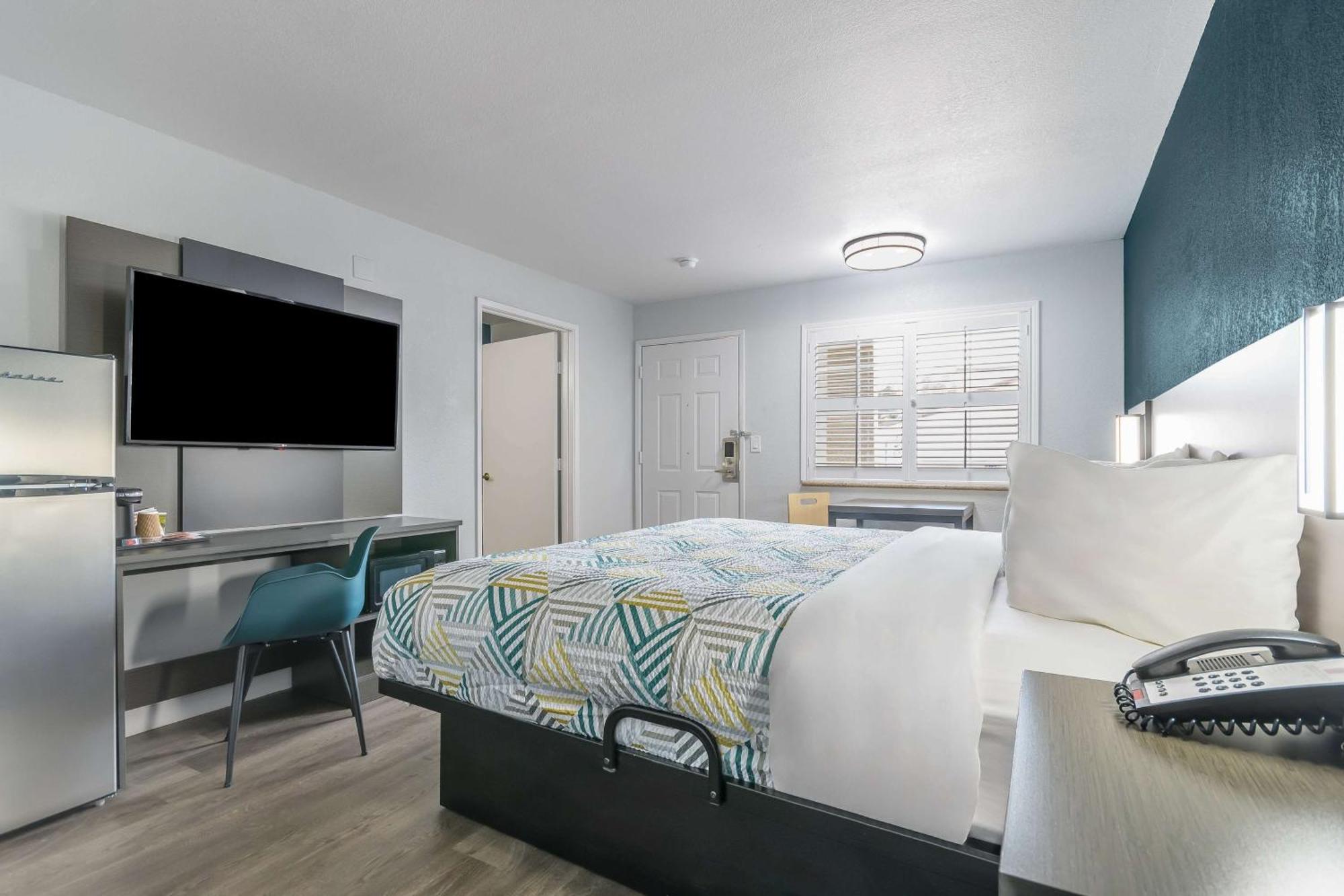 Studio 6 Suites Madera, Ca Yosemite Εξωτερικό φωτογραφία